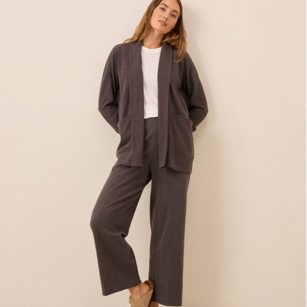 PACT Airplane wrap and pants Brown Heather Medium New